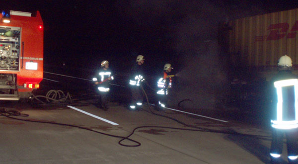 L&ouml;scharbeiten am PKW und LKW-F&uuml;hrerhaus